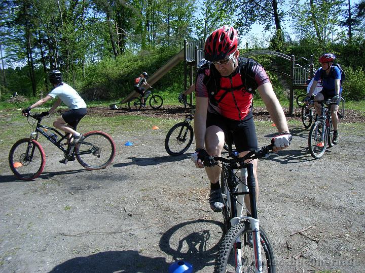 BikeTT08_32.JPG - Kurvenfahren ...