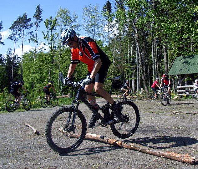 BikeTT08_43.JPG - jetzt hüpfen