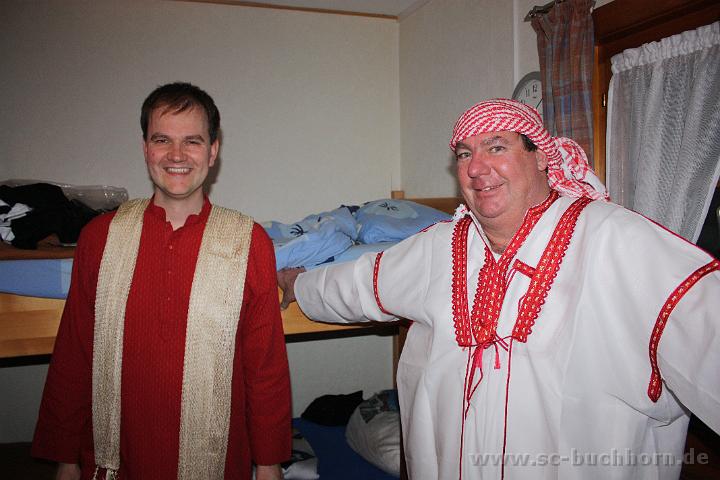 FG10_10.jpg - jetzt geht die Party los