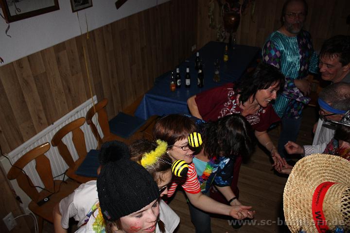 FG10_55.jpg - Status Quo