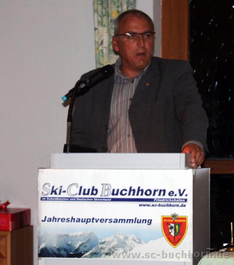 JHV09_06.JPG - der scheidende Jugendwart Thomas Deppler