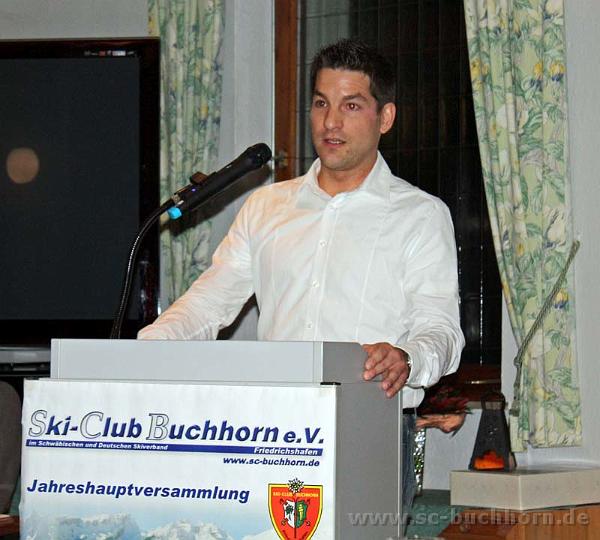 JHV10_02w.jpg - Lehrwart Norbert Schöllhorn