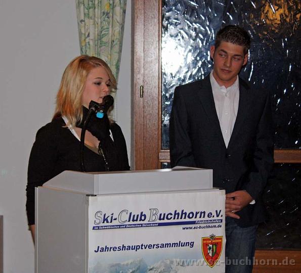 JHV10_09w.jpg - Nadine Schlegel, die neue Jugendsprecherin