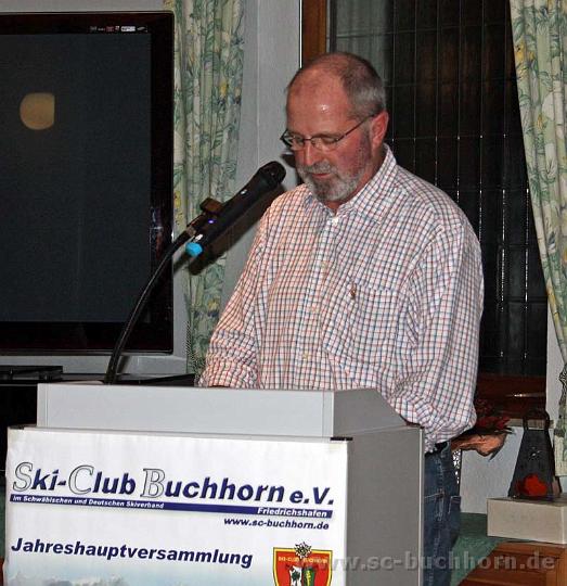 JHV10_11w.jpg - Oldie-Chef Wilfried Wesener