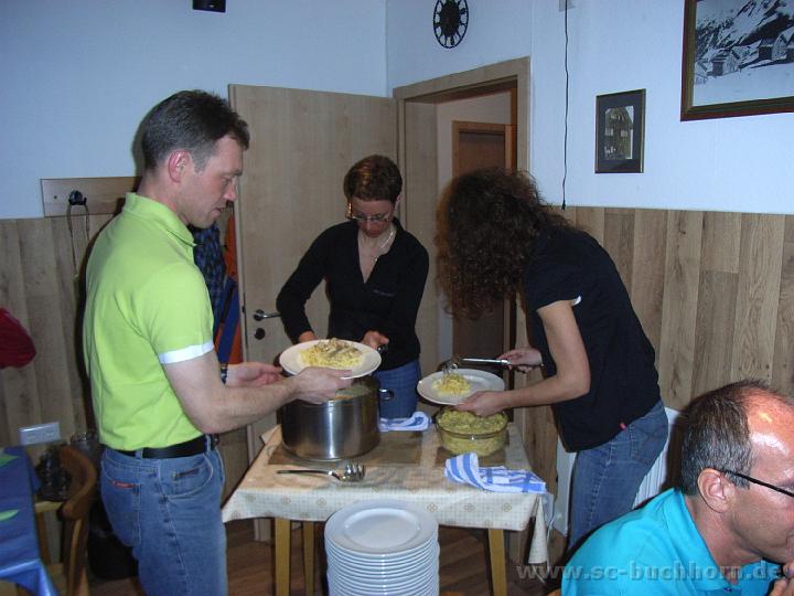MS08_032.JPG - leckeres Essen