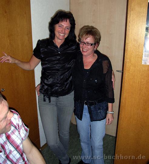 Silvester0809_11.JPG - die anderen habe sich "glitzrig" gestylt